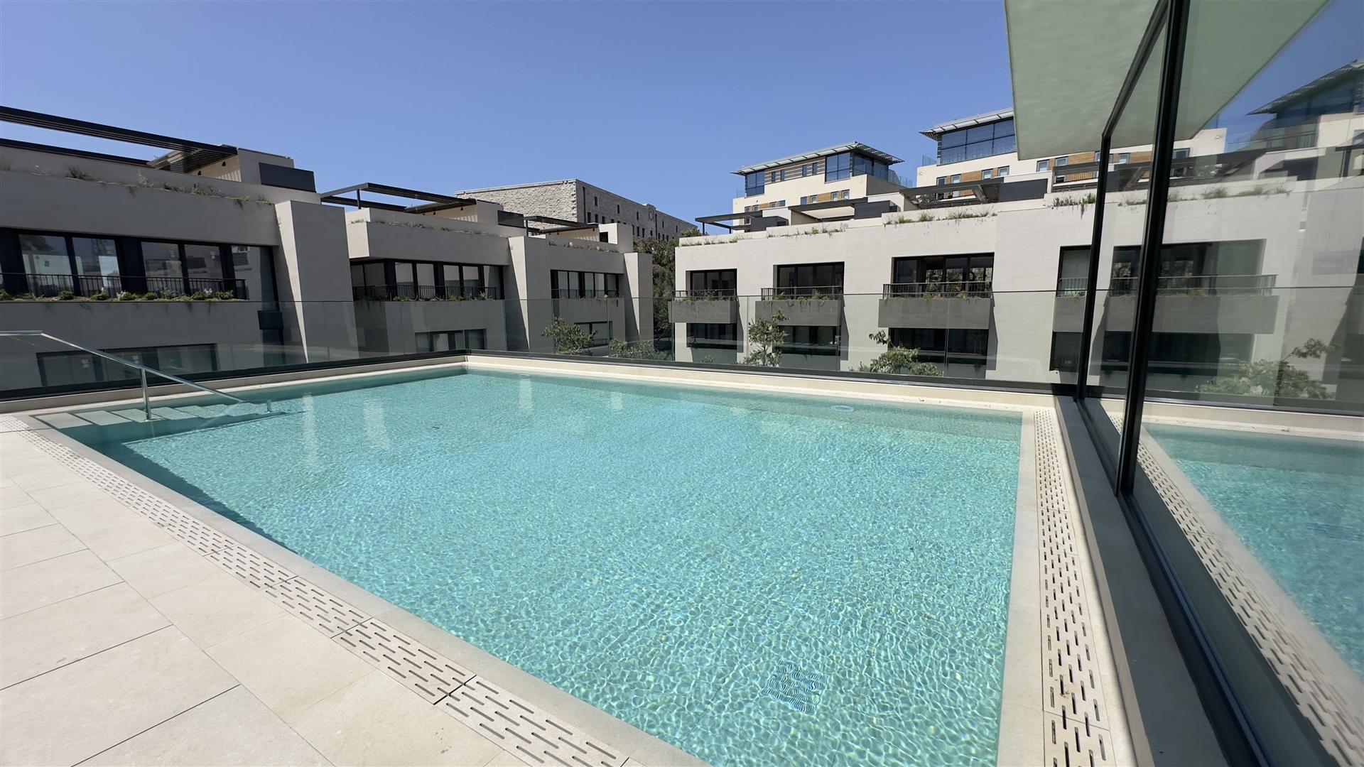 Image of House - 5 Bedrooms - 6 Bathrooms for Sale in North Gorge-Gibraltar, Image 20